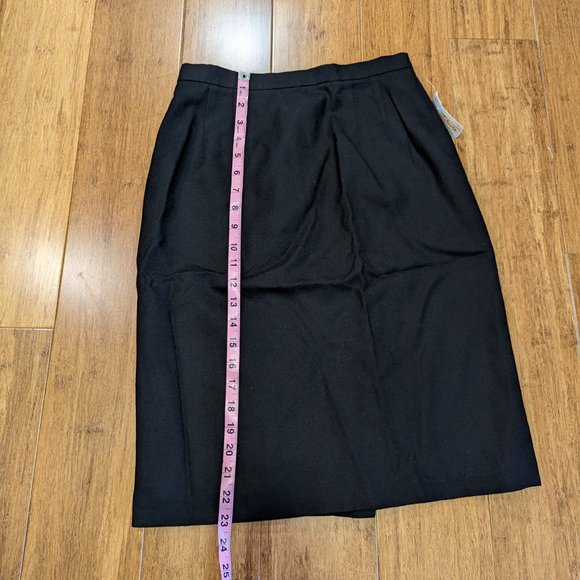 Talbots Petites Black Wool Skirt - Picture 3 of 10